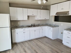 1121 Mojave Dr in Barstow, CA - Building Photo - Building Photo