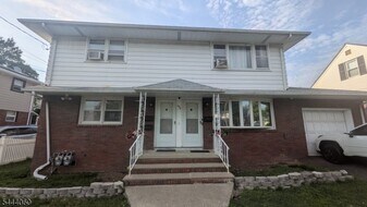 100 E 7th St in Clifton, NJ - Building Photo