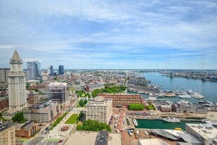 65 E India Row in Boston, MA - Building Photo