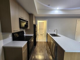 1156 Nature Park Pl in Victoria, BC - Building Photo