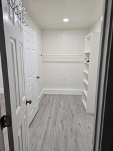 9090 Gardendale St in Bellflower, CA - Building Photo - Building Photo