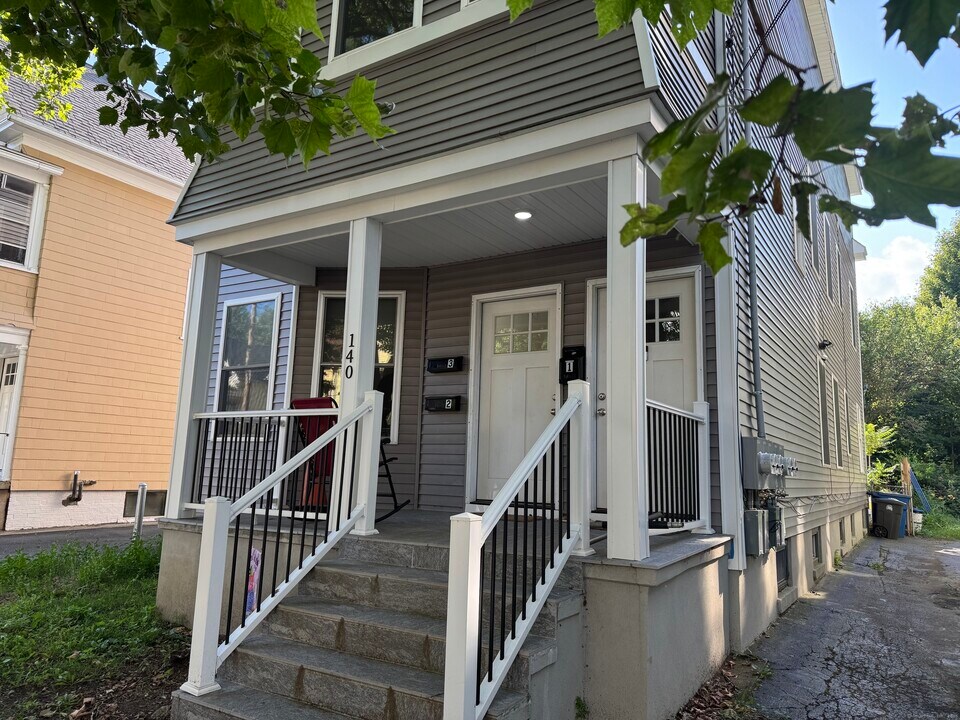 140 Foster St in New Haven, CT - Building Photo