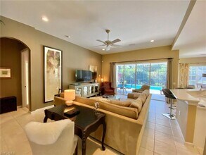 15590 Vallecas Ln in Naples, FL - Building Photo - Building Photo