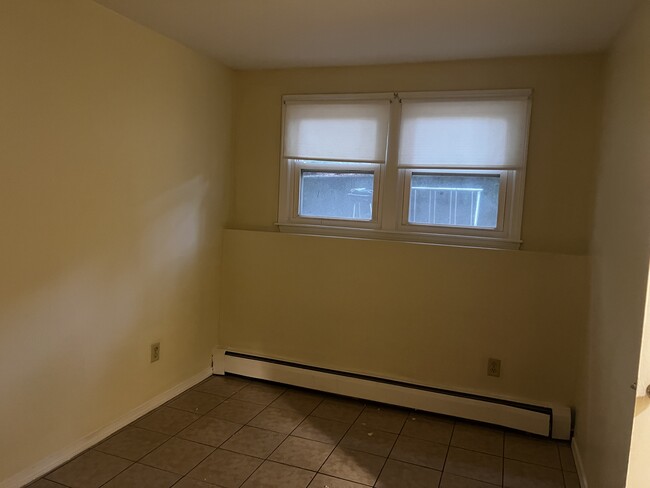 59 Manchester St in Leominster, MA - Building Photo - Building Photo