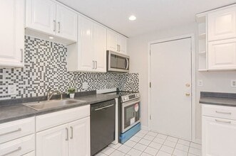 139 King St in Franklin, MA - Building Photo - Building Photo