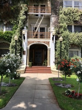 1935 N Vermont Ave in Los Angeles, CA - Building Photo - Building Photo