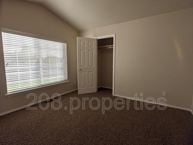 611 N Kayden Way in Meridian, ID - Building Photo - Building Photo
