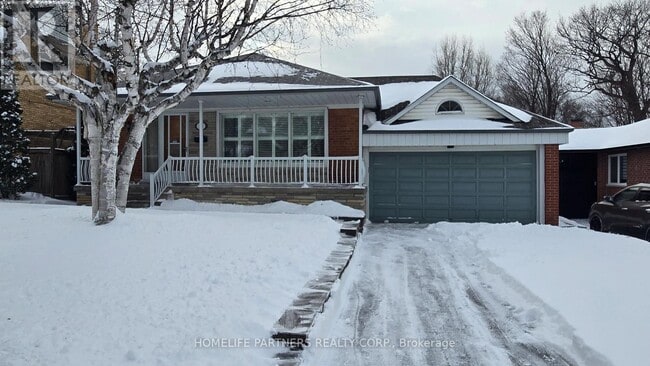 property at 3 Ridge Point Crescent