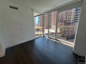 East 44th Street in New York, NY - Building Photo - Building Photo
