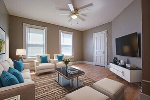 1113 S 30th Ave in Omaha, NE - Building Photo