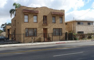 6020 Main St in Los Angeles, CA - Building Photo
