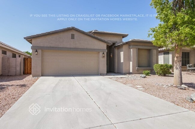 155 E Canary Ct in San Tan Valley, AZ - Foto de edificio - Building Photo