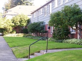 6010 NE Flanders St, Unit C06