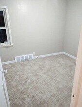 986 Berwick Blvd in Pontiac, MI - Building Photo - Building Photo