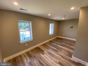 1115 Winchester St-Unit -C in Fredericksburg, VA - Building Photo - Building Photo