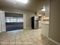 1304 E 30th St photo'