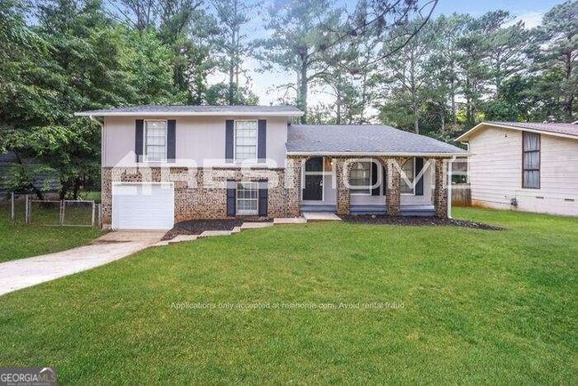 8943 Dorsey Rd in Riverdale, GA - Building Photo - Building Photo