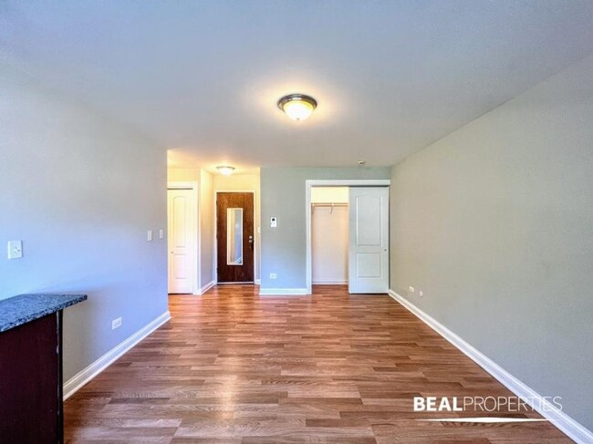 property at 696 Elm Pl