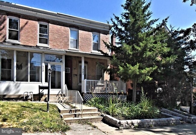 property at 242 E 8th Ave