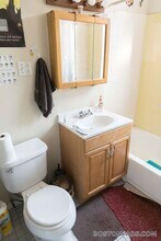 56 Queensberry St in Boston, MA - Foto de edificio - Building Photo