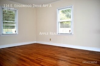 116 E Edgewood Dr in Durham, NC - Foto de edificio - Building Photo