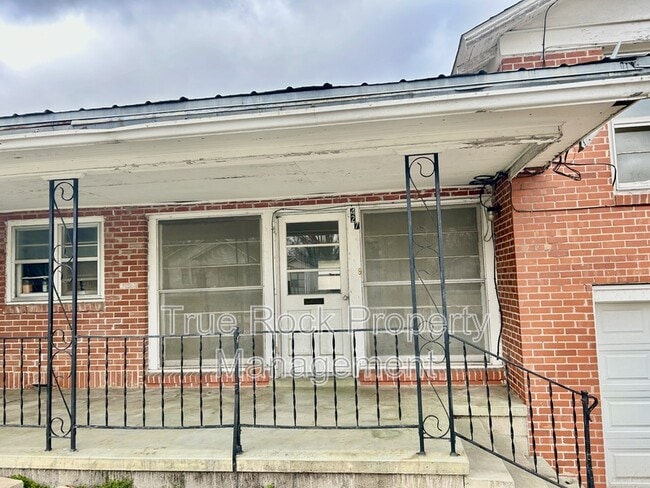 property at 427 S Center Ave