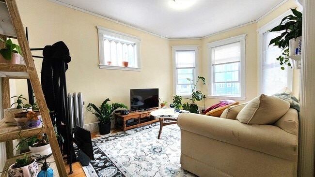 property at 6 Newton St