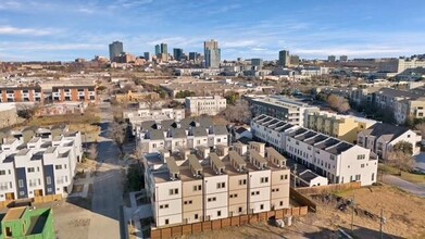 2815 Weisenberger St in Fort Worth, TX - Foto de edificio - Building Photo