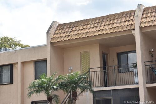 286 Racquet Club Rd-Unit -2J2 in Weston, FL - Building Photo - Building Photo