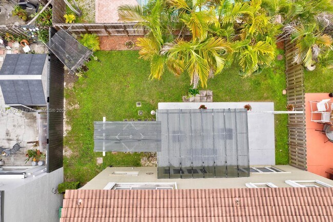7251 SW 158th Pl in Miami, FL - Building Photo - Building Photo