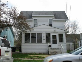 510 Pleasant St in Waterloo, IA - Building Photo