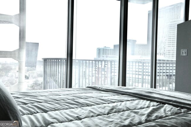 property at 1100 Peachtree St NE