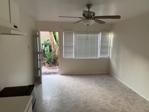 4764 Point Loma Ave in San Diego, CA - Building Photo - Building Photo