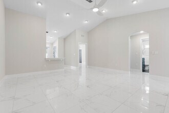 12 Lloret Pl in Palm Coast, FL - Building Photo - Building Photo