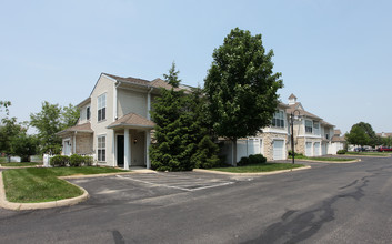 The Farms in Columbus, OH - Building Photo - Building Photo