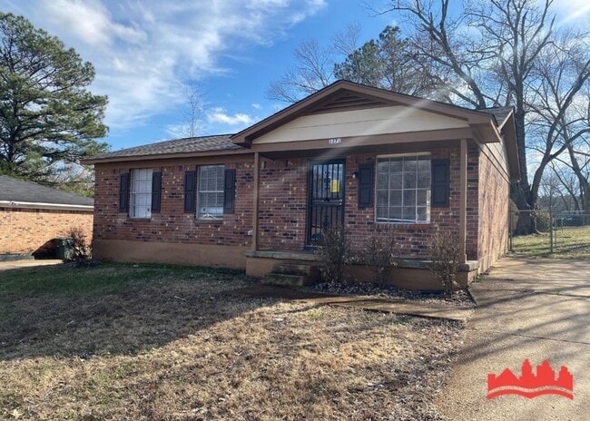 property at 1271 Chickamauga Ave