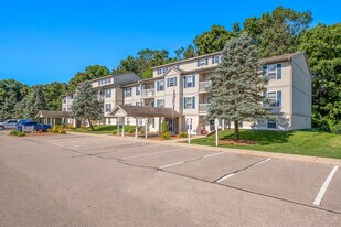 Highpointe Apartments in Allegan, MI - Building Photo