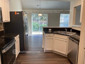 1124 Crowders Woods Dr in Gastonia, NC - Foto de edificio - Building Photo