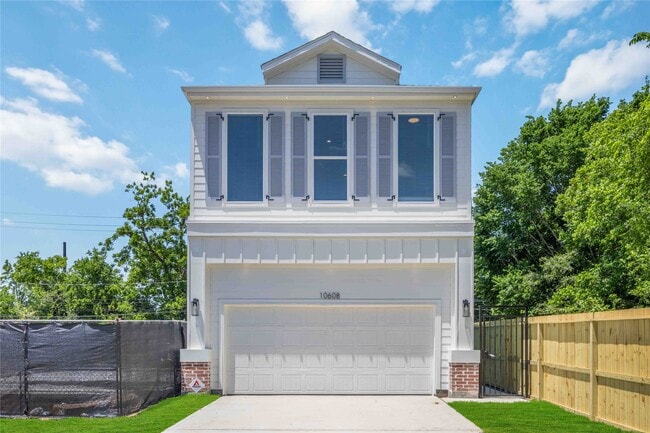 property at 10608 Ashville Dr