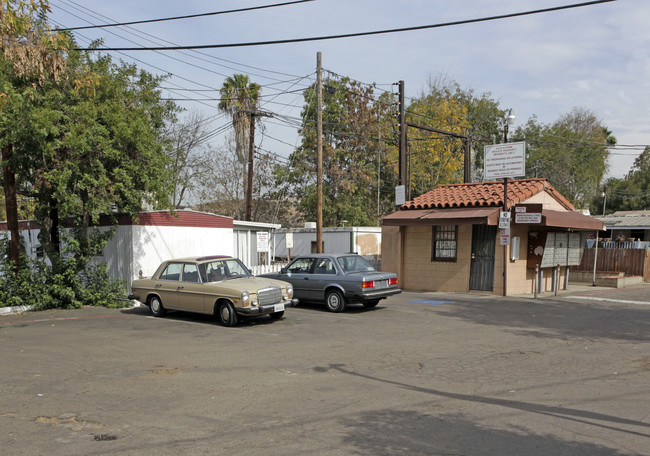 Acacia Mobile Home Park in San Diego, CA - Building Photo - Building Photo