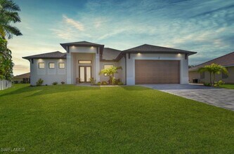 4615 SW 18th Ave in Cape Coral, FL - Building Photo - Building Photo