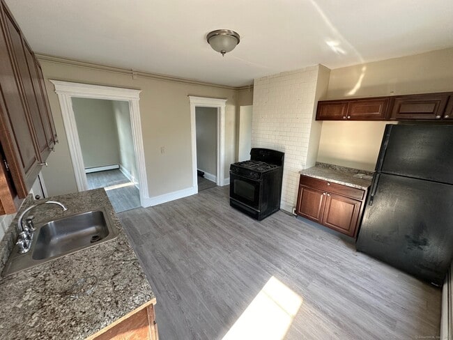 74 Madison Ave in Hartford, CT - Building Photo - Building Photo