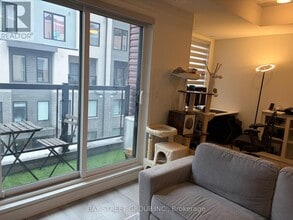 3421 Ridgeway Dr in Mississauga, ON - Building Photo - Building Photo