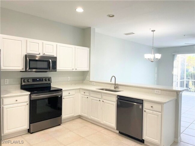 839 Hampton Cir in Naples, FL - Building Photo - Building Photo