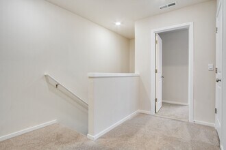 834 N 18th Ave in Cornelius, OR - Building Photo - Building Photo