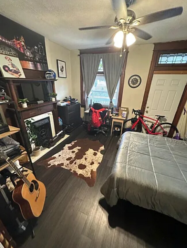 2345 Victor St in Cincinnati, OH - Building Photo - Building Photo