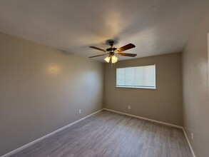 6003 Orlando Ave in Lubbock, TX - Foto de edificio - Building Photo