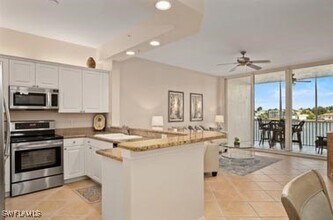 450 Launch Cir in Naples, FL - Building Photo - Building Photo