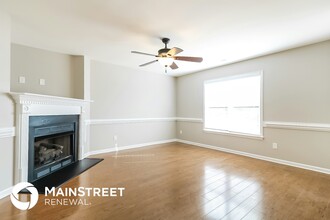 206 S Eastwood Dr in Benson, NC - Building Photo - Building Photo