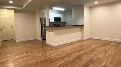 16 Chauncy St, Unit 20-C in Cambridge, MA - Building Photo - Building Photo